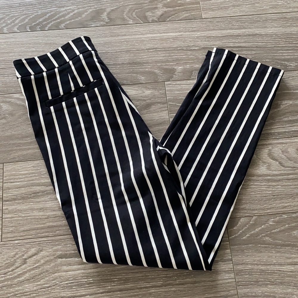 Striped High Waisted Skinny Ankle Pants 🦓